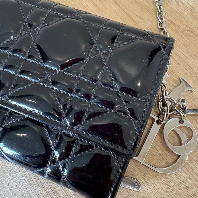 Sac Dior Wallet on chain noir vernis