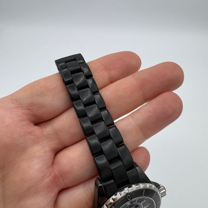 Montre Chanel J12