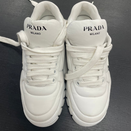 Basket Prada en cuir blanc T36