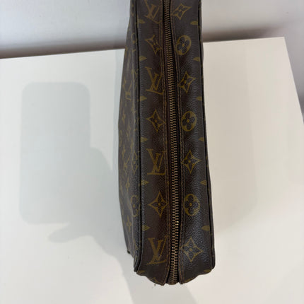 Trousse de toilette 28 Louis Vuitton