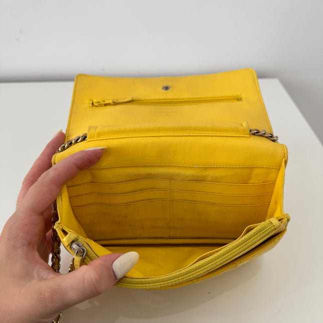 Sac Chanel Wallet on Chain Jaune