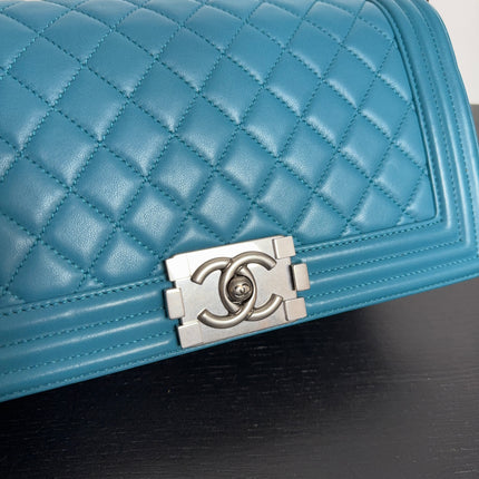 Sac Chanel Boy Medium Bleu
