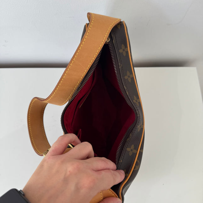 Sac Louis Vuitton Croissant MM Monogram