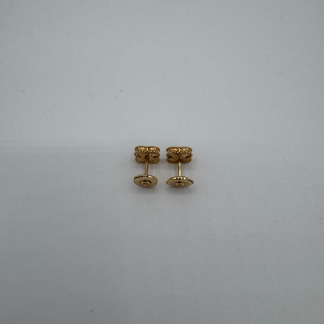 Puces d’oreilles sweet Alhambra Van Cleef & Arpels