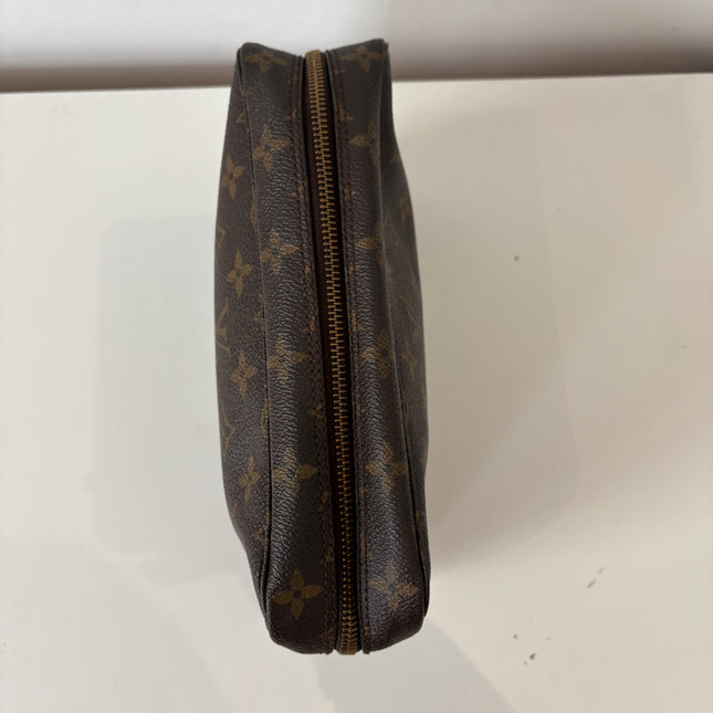 Trousse de toilette Louis Vuitton 23cm