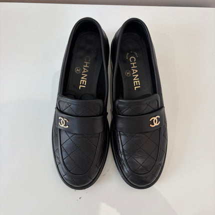 Mocassins Chanel noir CC T36,5