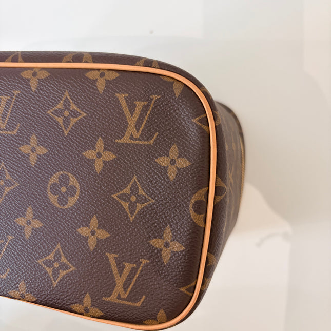 Vanity Louis Vuitton case Nice BB