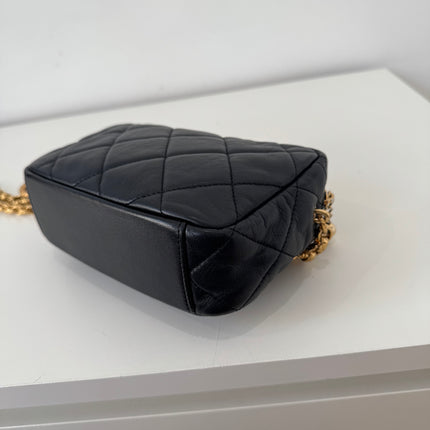 Sac Chanel Caméra matelassé CC