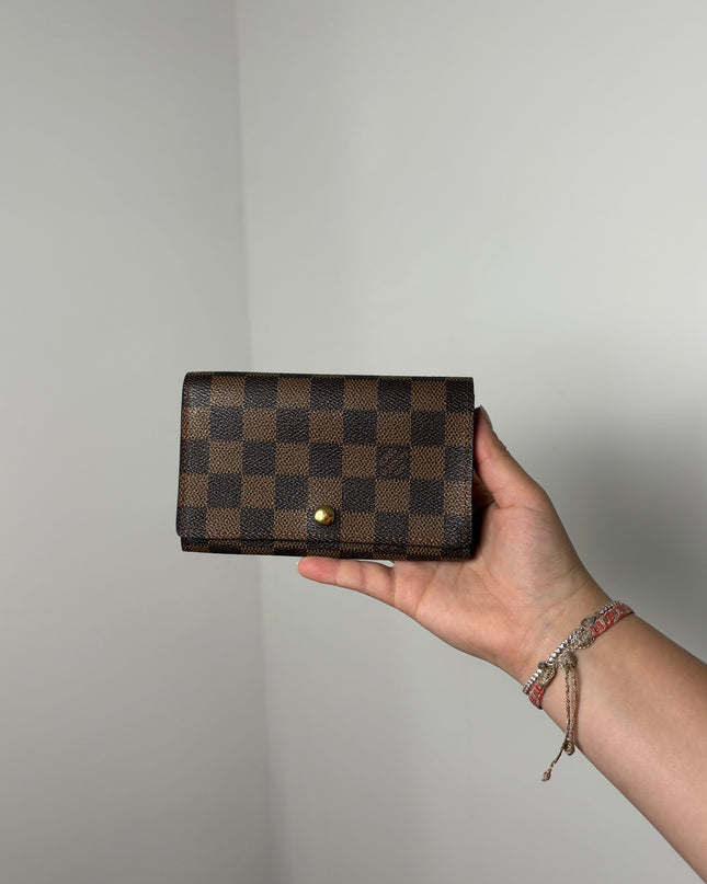 Porte monnaie/ portefeuille Louis Vuitton