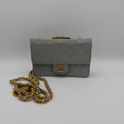 Sac Chanel mini vintage