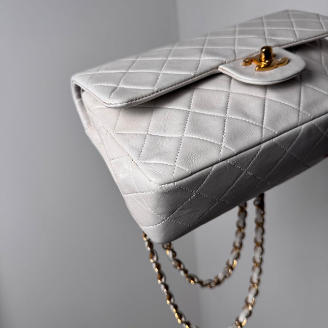 Sac Chanel Timeless Vintage 23cm Blanc