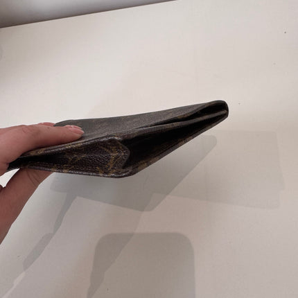 Pochette Louis Vuitton monogram