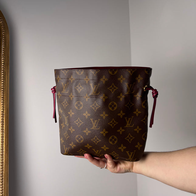 Pochette Louis Vuitton Noé Monogram