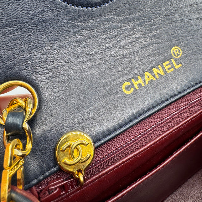 Sac Chanel Mini Square Timeless Marine