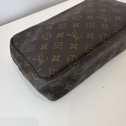 Trousse de toilette 28 Louis Vuitton