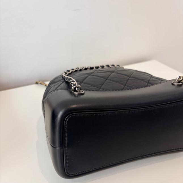 Sac à dos Chanel Gabrielle cuir noir