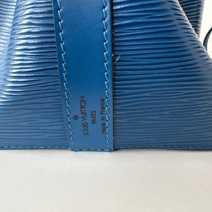 Sac Louis Vuitton PM Noé cuir épi bleu