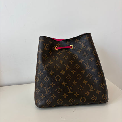 Sac Louis Vuitton Neo Noé Monogram Fushia MM
