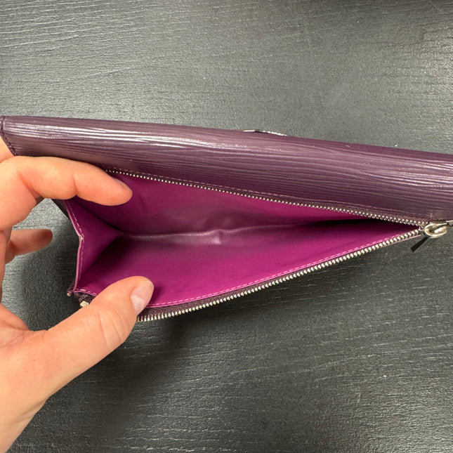 Portefeuille Eugenie Louis Vuitton Épi Cassis