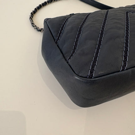 Sac Chanel Timeless chevrons bleus