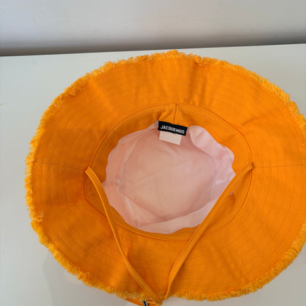 Le Bob Jacquemus « Artichaut »Jaune Orangé