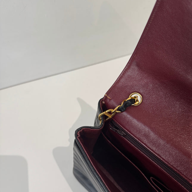 Sac Chanel fermoir circle bandoulière noir