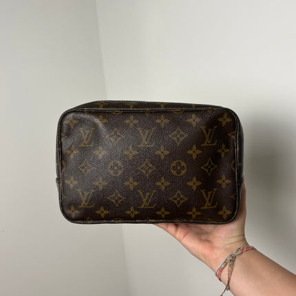 Trousse de toilette Louis Vuitton 23cm
