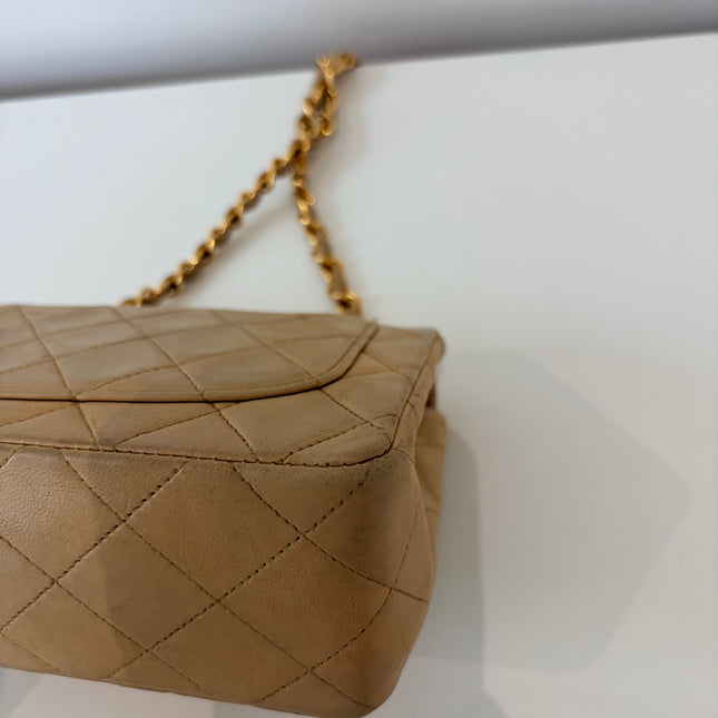 Sac Chanel Timeless Mini Square Beige