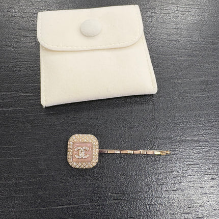 Pince Chanel