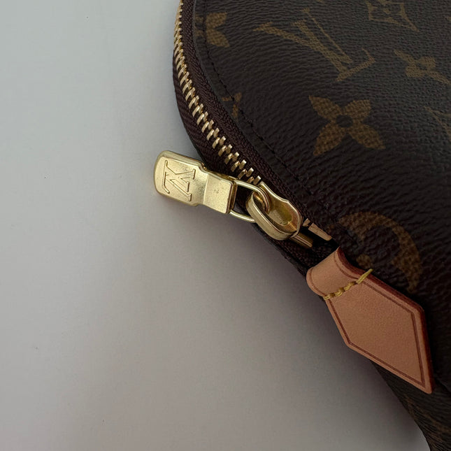 Louis Vuitton Pochette Cosmétique MM