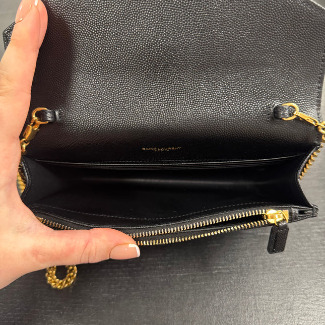 Sac Wallet Enveloppe Cassandre Saint Laurent