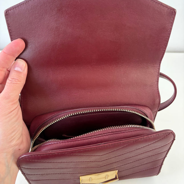 Sac Chanel chevrons bordeaux