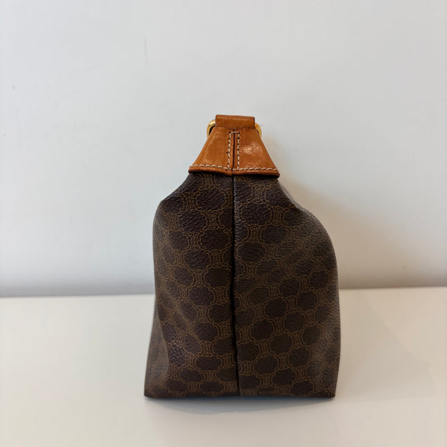 Pochette Céline Macadam