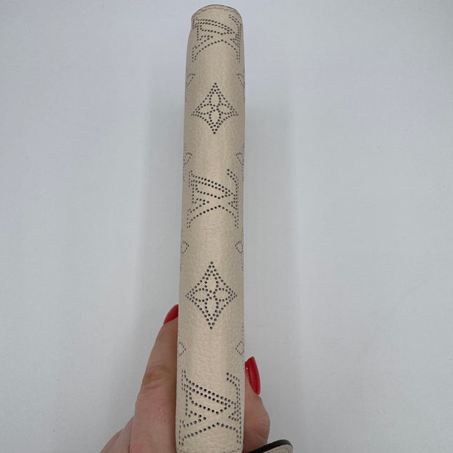 Portefeuille Louis Vuitton Zippy cuir mahina