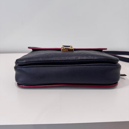Pochette Métis Louis Vuitton Cuir empreinte marine