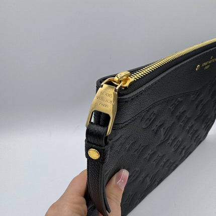 Pochette Louis Vuitton Daily Pouch Cuir Empreinte