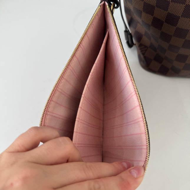 Sac Louis Vuitton Neverfull MM damier ébène