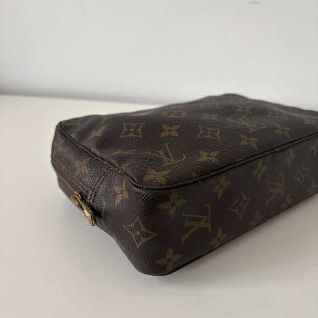 Trousse de toilette Louis Vuitton monogram 23cm
