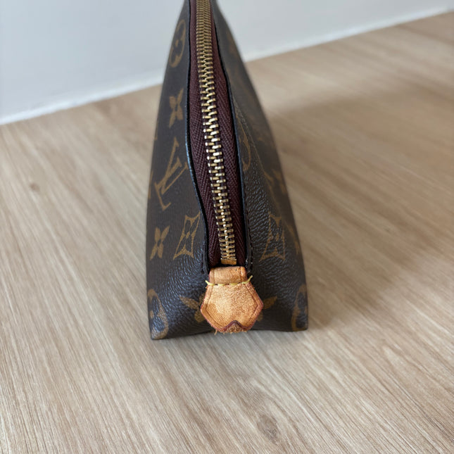 Louis Vuitton pochette cosmétique Pm