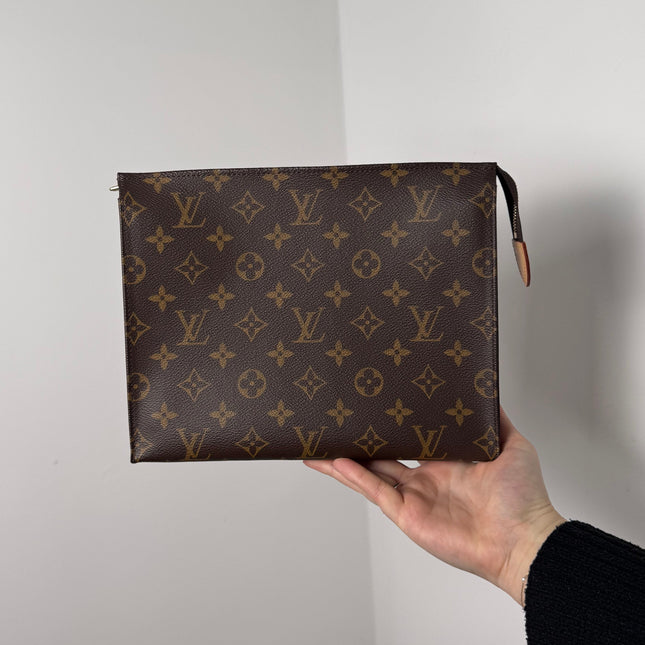 Poche de toilette 26 Louis Vuitton
