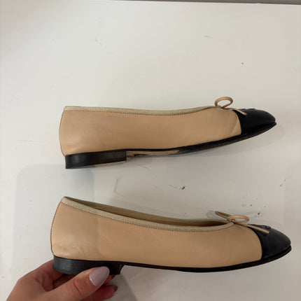 Ballerines Chanel T37 classiques