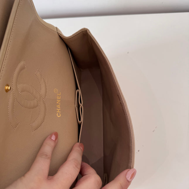 Sac Chanel Timeless 25 cm Beige