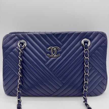 Sac Chanel Cabas Chevrons Bleu Marine
