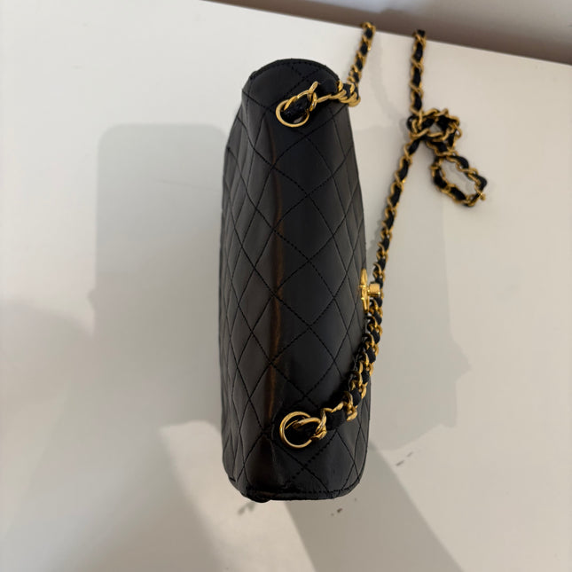 Sac Chanel Demi lune vintage