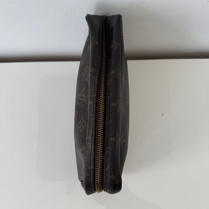 Trousse de toilette Louis Vuitton 23cm Monogram