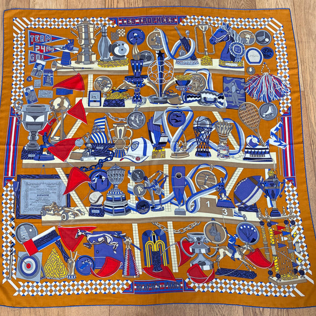 Châle Hermès 140 cm Les trophées