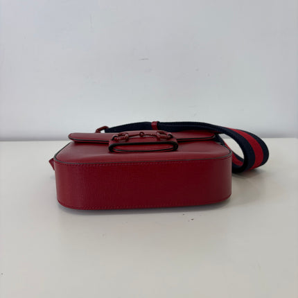 Sac Gucci Horsebit 1955 PM Cuir Rouge Éteint