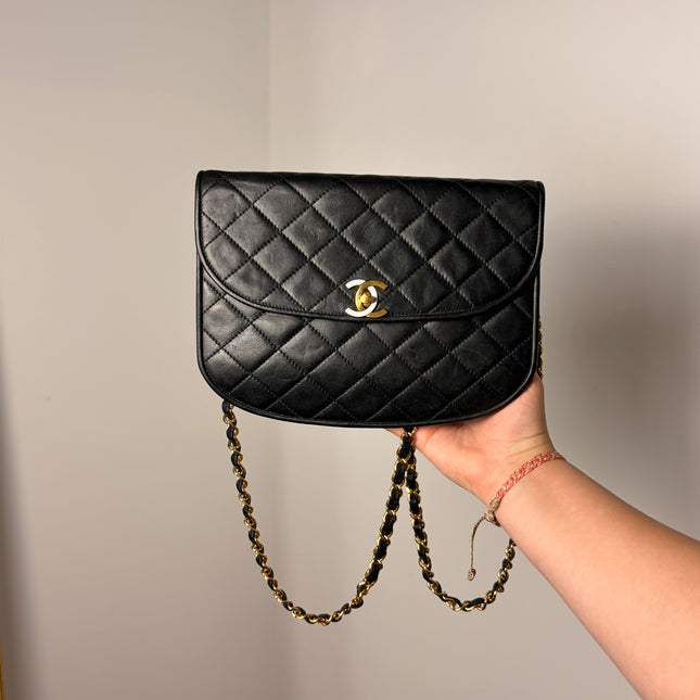 Sac Chanel Demie lune vintage