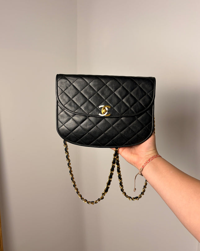Sac Chanel Demie lune vintage