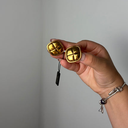 Boucles d’oreilles Chanel Vintage Clip matelassées